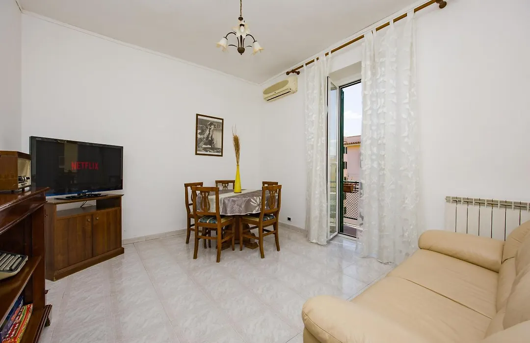 MIRTI Classic Plaza Netflix Wi-Fi&Relax in Roma-1